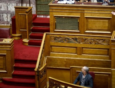 Συνεχίζεται το «μπρα-ντε-φερ» Μαξίμου-ΝΔ για το θέμα της ονομασίας των Σκοπίων